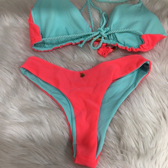 Australian Based Swimwear Fiorella Reversible Bikini large - Picture 5 of 5